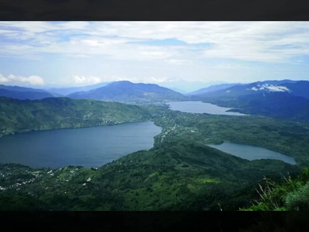 Danau Kembar Jadi Destinasi Favorit Wisata Tahun Baru di Sumbar