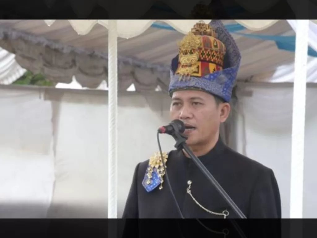 Bupati Umrah Saat Rakyat Tenggelam: Mirwan MS Resmi Disanksi Kemendagri!